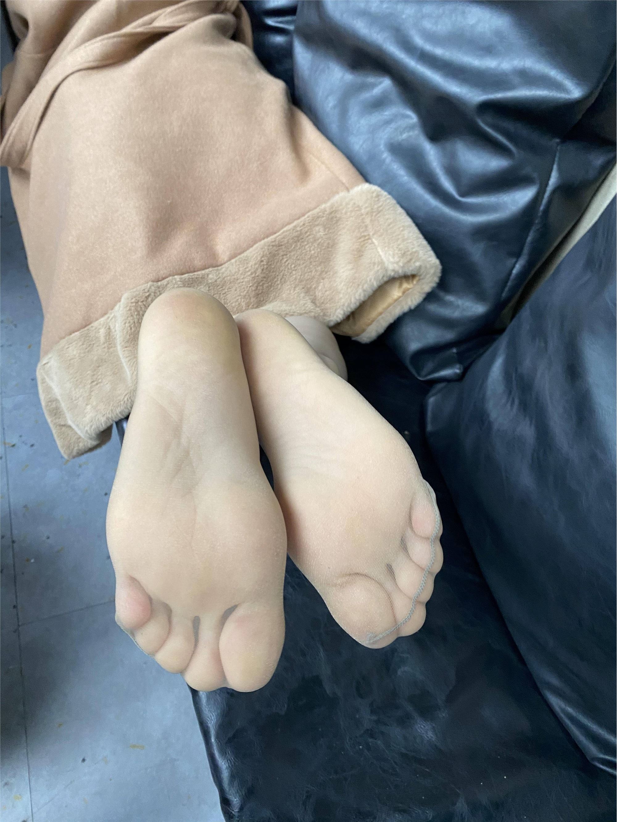 MussGirl慕丝女郎  NO.160 红色皮裙肉丝